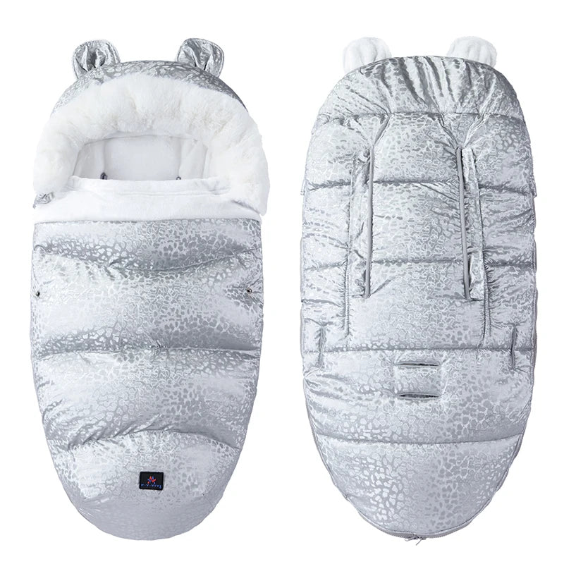 Baby Bubble velvet stroller sleeping bag with anti-kick design, providing cozy warmth for infants during outdoor outings.