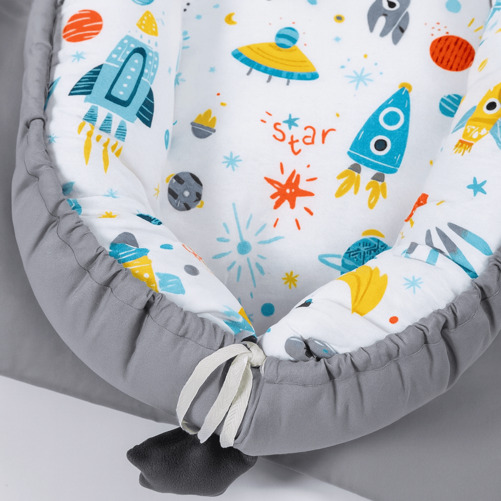 Newborn Sleeping Nest Bed - Baby Bubble