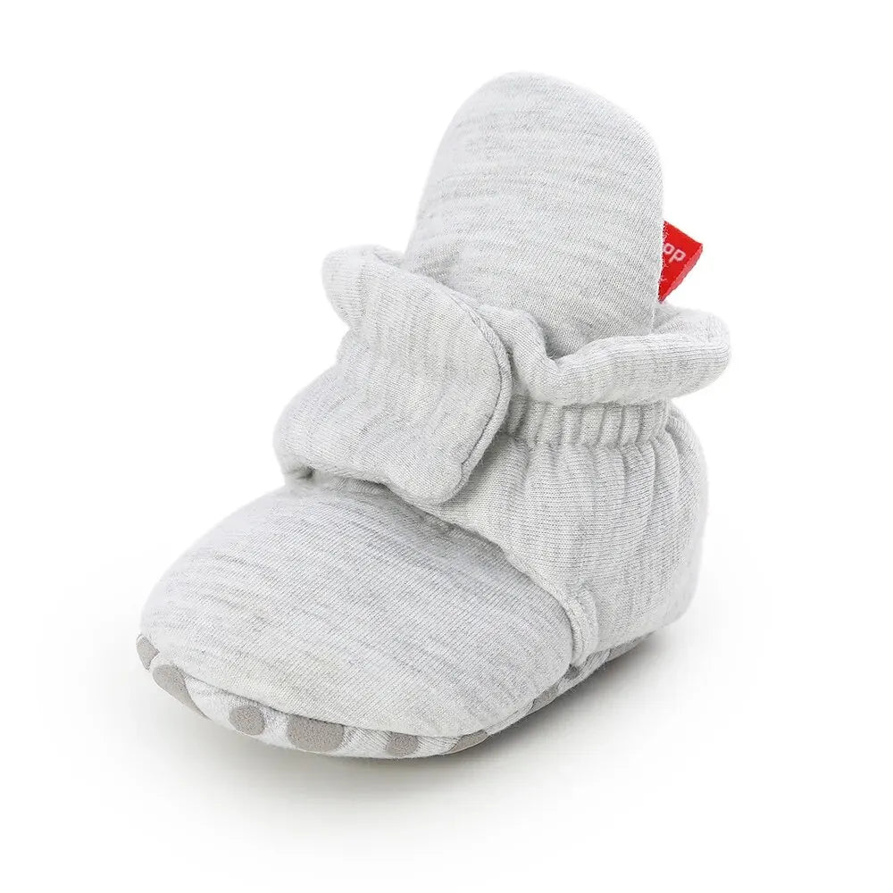 Baby Bubble soft anti-slip star booties, baby first walker shoes with comfortable design and star pattern, ideal for early walking.