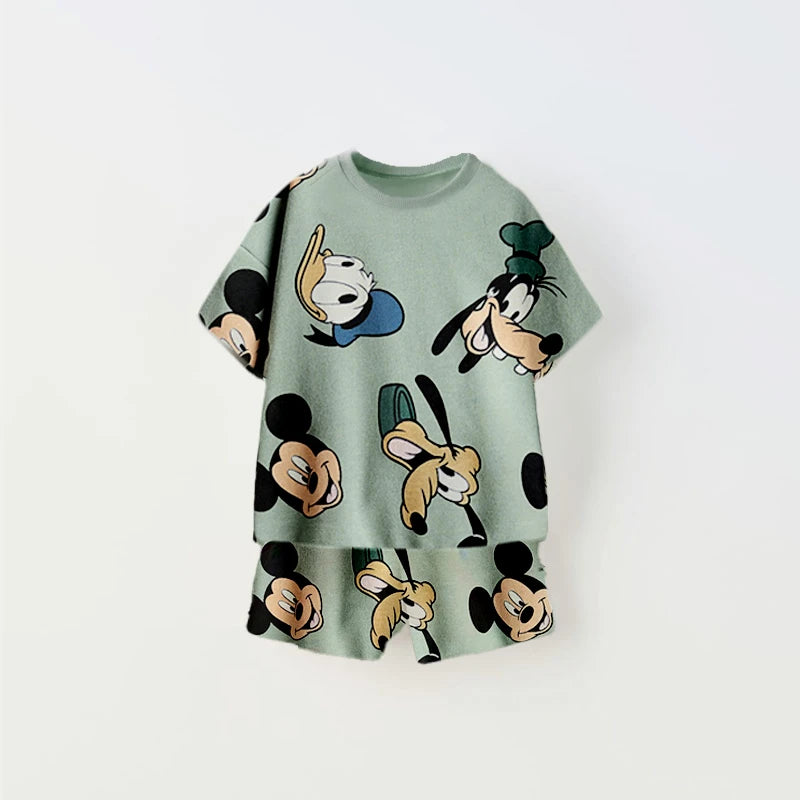 Baby Bubble cartoon print kids' two-piece set with Donald Duck full print, featuring short sleeve T-shirt and shorts for boys and girls.