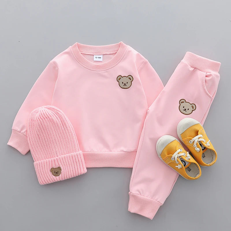 Baby Bubble Little Bear outfit, cute two-piece set for infants, featuring bear-themed top and matching bottoms in soft fabric.