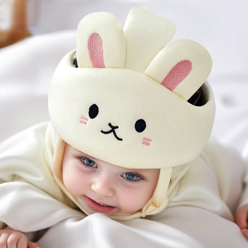 Baby Bubble breathable baby safety helmet bonnet with soft head guard for head protection and comfort during playtime.