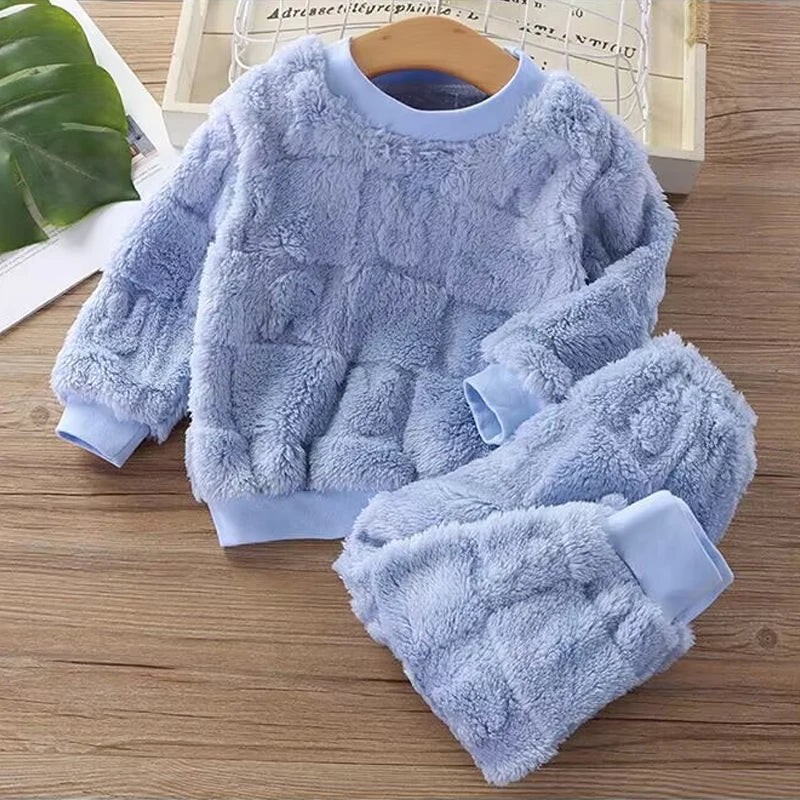 Children's autumn and winter flange pajamas suit by Baby Bubble, warm velvet thick pajama set for boys and girls.