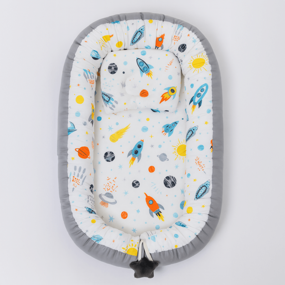 Newborn Sleeping Nest Bed - Baby Bubble